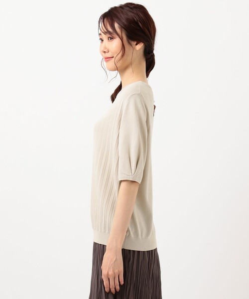 J.PRESS Ladies(J.プレス レディス)の「【UVカット・洗える】Functional Cotton Blend プリーツ ニット(ニット/セーター・レディース・ピンク系/ダークブラウン系/ベージュ系/スモーキーグリーン系・SMALL)」の12枚目の写真