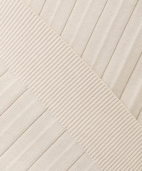 J.PRESS Ladies(J.プレス レディス)の「【UVカット・洗える】Functional Cotton Blend プリーツ ニット(ニット/セーター・レディース・ピンク系/ダークブラウン系/ベージュ系/スモーキーグリーン系・SMALL)」の14枚目の写真