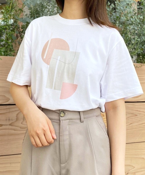 HER CLOSET(ハークローゼット)の「【HERCLOSET】ニュアンスプリントTシャツ(Tシャツ/カットソー・レディース・ホワイト系その他3/ホワイト/ホワイト系その他/ホワイト系その他2・S/M)」の1枚目の写真