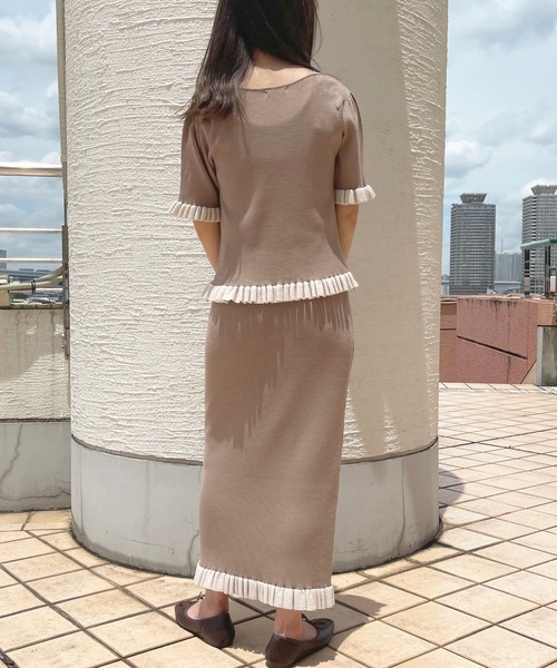 apres jour（アプレジュール）の「リブニットフリルトップス【ZOZOTOWN限定アイテム】（ニット/セーター・レディース・アイボリー/モカ・X-LARGE/フリー）」の20枚目の写真