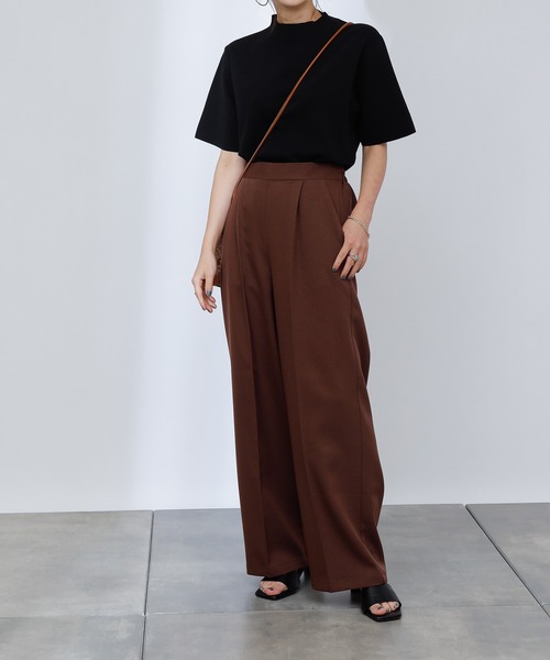 COLONY 2139(コロニートゥーワンスリーナイン)の「【WEB・一部店舗限定】ウールライクタックワイドパンツ(その他パンツ・レディース・ブラック/ブラウン/グレイッシュベージュ・MEDIUM/LARGE)」の14枚目の写真