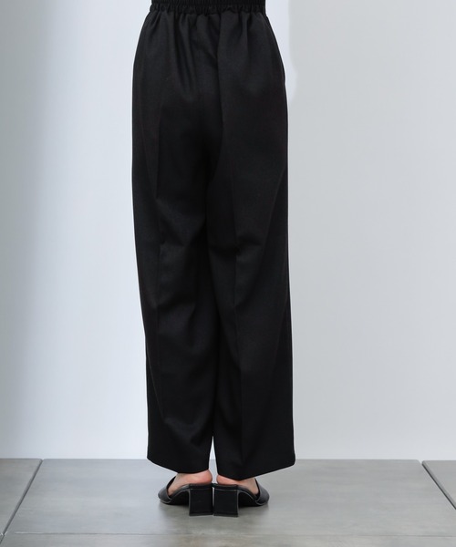COLONY 2139(コロニートゥーワンスリーナイン)の「【WEB・一部店舗限定】ウールライクタックワイドパンツ(その他パンツ・レディース・ブラック/ブラウン/グレイッシュベージュ・MEDIUM/LARGE)」の6枚目の写真