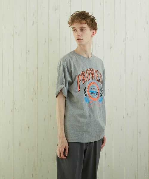 TONE SELECT WEAR(トーンセレクトウェア)の「【TONE BY AS】カレッジプリントTEE(BL)(Tシャツ/カットソー・メンズ・ブルー/スミクロ/杢グレー・MEDIUM/LARGE)」の17枚目の写真