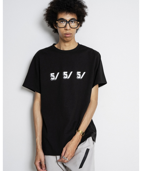 5351 POUR LES HOMMES(ゴーサンゴーイチプールオム)の「【5/】5/5/5/ Tシャツ(Tシャツ/カットソー・メンズ・ホワイト/ブラック/ブラウン・L/M/XL)」の1枚目の写真