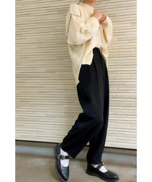 junoah(ジュノア)の「タック入りコクーンパンツ(その他パンツ・レディース・ブラック/モカ/ベージュ/グレー・MEDIUM/X-LARGE/LARGE)」の6枚目の写真