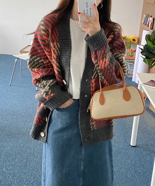 ABITOKYO(アビトーキョー)の「【ABITOKYO ORIGINAL】配色ニットジャガードチェックカーデ(カーディガン/ボレロ・レディース・ホワイト/ブラック/レッド・FREE)」の9枚目の写真