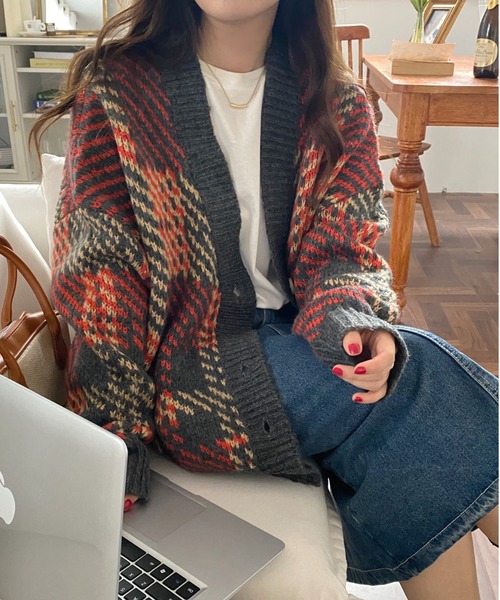 ABITOKYO(アビトーキョー)の「【ABITOKYO ORIGINAL】配色ニットジャガードチェックカーデ(カーディガン/ボレロ・レディース・ホワイト/ブラック/レッド・FREE)」の7枚目の写真