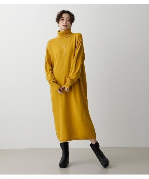 AZUL by moussy(アズールバイマウジー)の「TURTLE NECK SIMPLE OP/タートルネックシンプルワンピ(ワンピース・レディース・ブラック/ベージュ/イエロー系その他・SMALL/MEDIUM)」の3枚目の写真