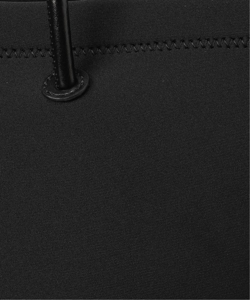 SLOBE IENA（スローブイエナ）の「【YAHKI /ヤーキ】ネオプレーントートバッグ◆（トートバッグ・レディース・ブラック/ベージュ・FREE）」の16枚目の写真