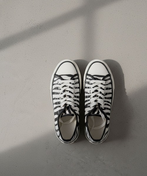 Dedes（デデス）の「DEDES ヴァルカスニーカー（スニーカー・レディース・ブラック/ブラック系その他/ネイビー/パイソン/アニマル/ゼブラ/ホワイト/レオパード/グレー/ベージュ・39/37/35/42/44/40）」の8枚目の写真