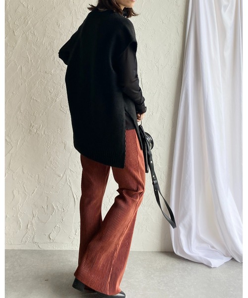 She's Closet(シーズクローゼット)の「オーバーサイズサイドスリット入り深Vネックニットベスト(ベスト・レディース・グリーン/杢グレー/ベージュ/ブラック/アイボリー・FREE)」の9枚目の写真