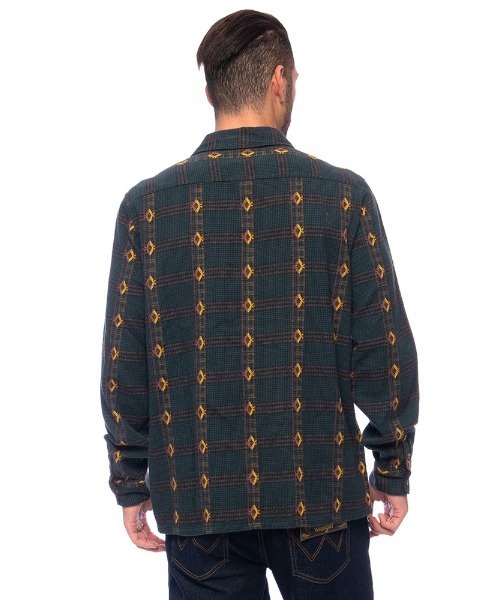 BILLABONG(ビラボン)の「BILLABONG メンズ 【Wrangler】 KNOX JACQUARD PLAID 長袖シャツ 【2021年秋冬モデル】/ビラボンラングラーコラボ長袖シャツ(シャツ/ブラウス・メンズ・グリーン系その他/ブラウン・MEDIUM/LARGE/X-LARGE)」の3枚目の写真