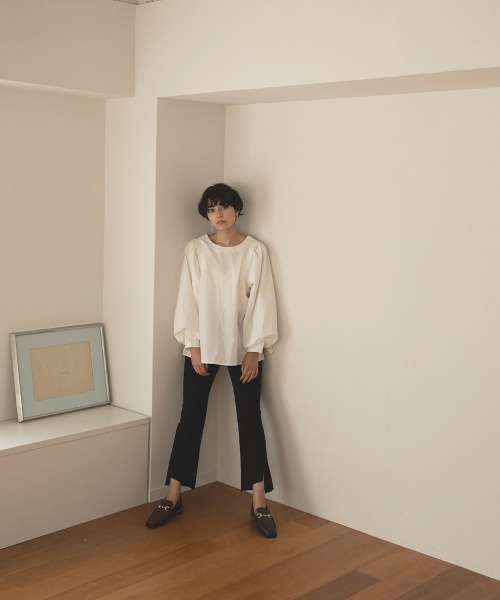 marjour(マージュール)の「7DAYS STRETCH PANTS(チノパンツ・レディース・ブラック/ベージュ・M)」の3枚目の写真