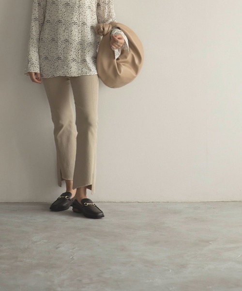 marjour(マージュール)の「7DAYS STRETCH PANTS(チノパンツ・レディース・ブラック/ベージュ・M)」の12枚目の写真