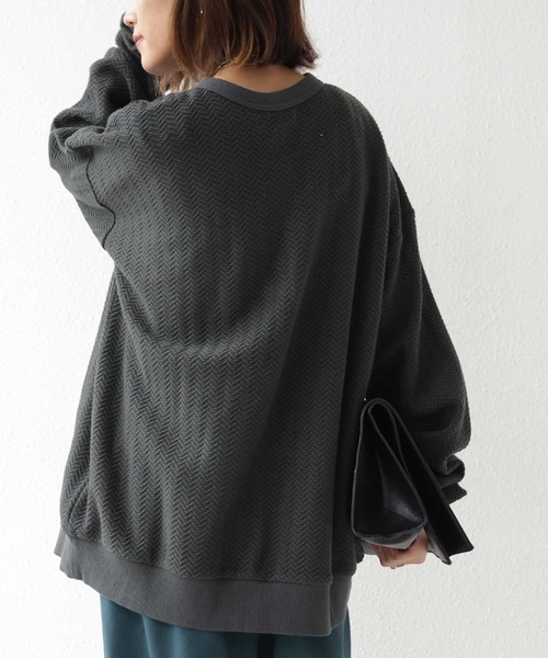 antiqua(アンティカ)の「表情生む。変形裏毛カーディガン(カーディガン/ボレロ・レディース・カーキ/マスタード/ナチュラル/スミクロ・FREE)」の9枚目の写真