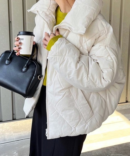 andme（アンドミー）の「ダイヤキルティングフェイクダウン中綿ジャケット（ダウンジャケット/コート・レディース・ブラック/アイボリー/モカ/ライトカーキ・M）」の5枚目の写真