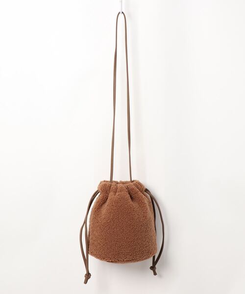 ehka sopo（エヘカソポ）の「ボア巾着ショルダーバッグ（ショルダーバッグ・レディース・ベージュ/オフホワイト/キャメル・ﾌﾘ-）」の9枚目の写真