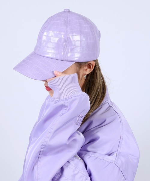 PUNYUS（プニュズ）の「フェイクレザークロコキャップ（キャップ・レディース・ブラック/ライトパープル・FREE）」の2枚目の写真