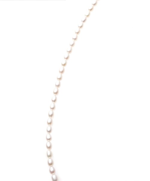 UNTITLED（アンタイトル）の「◆【STORY掲載】クラシカル淡水パールネックレス(ロング)（ネックレス・レディース・ホワイト系・00）」の3枚目の写真
