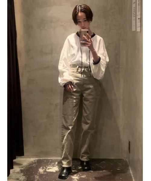 MOUSSY（マウジー）の「PLAIN JEANS COLOR STRAIGHT（デニムパンツ・レディース・ホワイト/ライトカーキ/ブラック・24inch/26inch/27inch/23inch/25inch）」の15枚目の写真