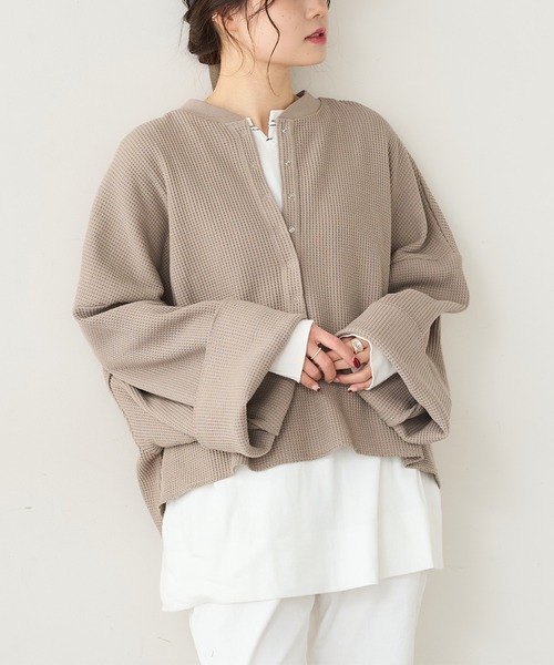 PUAL CE CIN（ピュアルセシン）の「ワッフルヘンリーネックロングスリーブ（Tシャツ/カットソー・レディース・ベージュ/グレー/オフホワイト・FREE）」の7枚目の写真