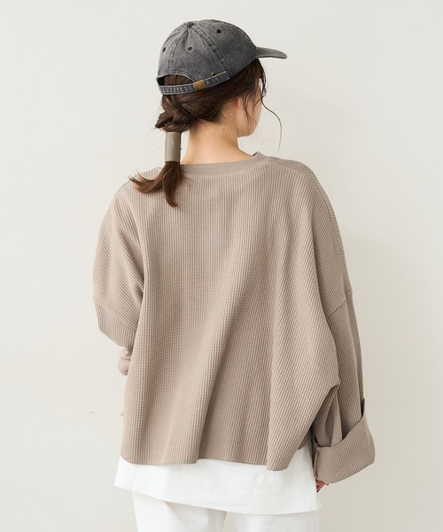 PUAL CE CIN（ピュアルセシン）の「ワッフルヘンリーネックロングスリーブ（Tシャツ/カットソー・レディース・ベージュ/グレー/オフホワイト・FREE）」の10枚目の写真