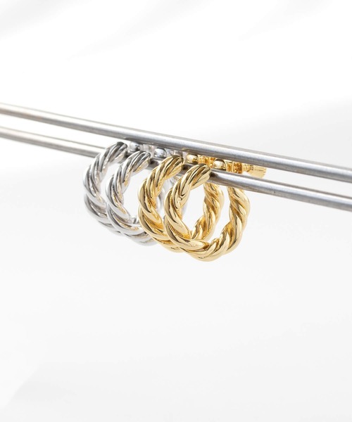 JUICY ROCK（ジューシーロック）の「ロープフープイヤリング（イヤリング・レディース・シルバー/ゴールド・ONE SIZE）」の7枚目の写真