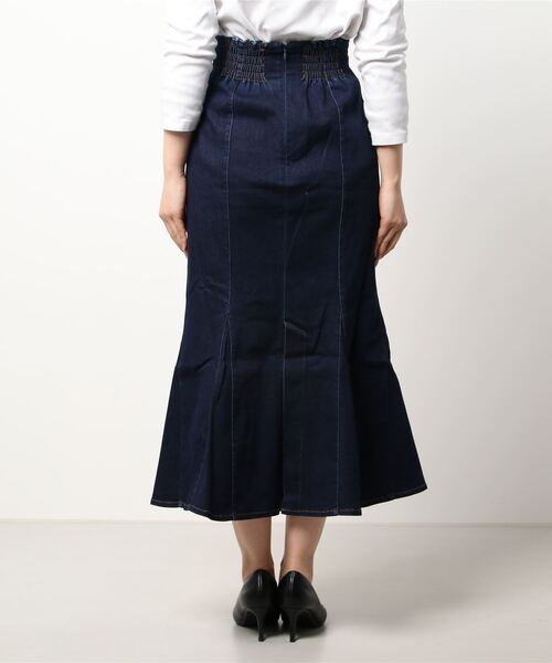 NOMAE(ノーマエ)の「ストレッチデニムマーメイドスカート(スカート・レディース・ライトブルー/ダークブルー/ブルー・FREE)」の14枚目の写真