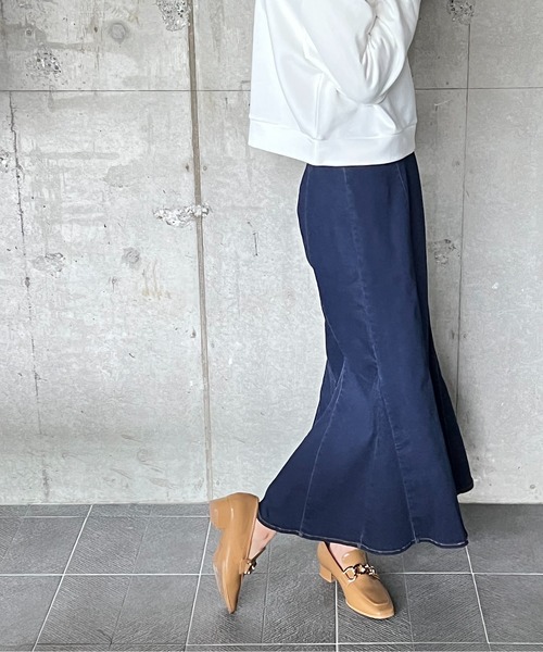 NOMAE(ノーマエ)の「ストレッチデニムマーメイドスカート(スカート・レディース・ライトブルー/ダークブルー/ブルー・FREE)」の17枚目の写真