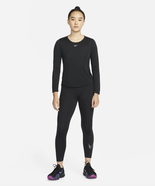 NIKE（ナイキ）の「ナイキ Dri-FIT ワン ウィメンズ スタンダード フィット ロングスリーブ トップ 春服 ロンT / Nike Dri-FIT One Women's Standard Fit Long-Sleeve Top（Tシャツ/カットソー・レディース・ピンク系その他/ブラック・S/M/L/XL/XS）」の11枚目の写真