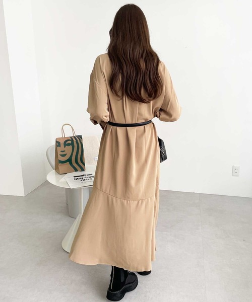 GeeRA（ジーラ）の「裾フレアーロングシャツワンピース（シャツワンピース・レディース・ブルー/ベージュ/ブラック・XX-LARGE/X-LARGE/MEDIUM/LARGE）」の12枚目の写真