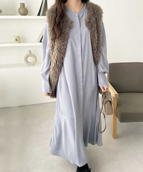 GeeRA（ジーラ）の「裾フレアーロングシャツワンピース（シャツワンピース・レディース・ブルー/ベージュ/ブラック・XX-LARGE/X-LARGE/MEDIUM/LARGE）」の4枚目の写真