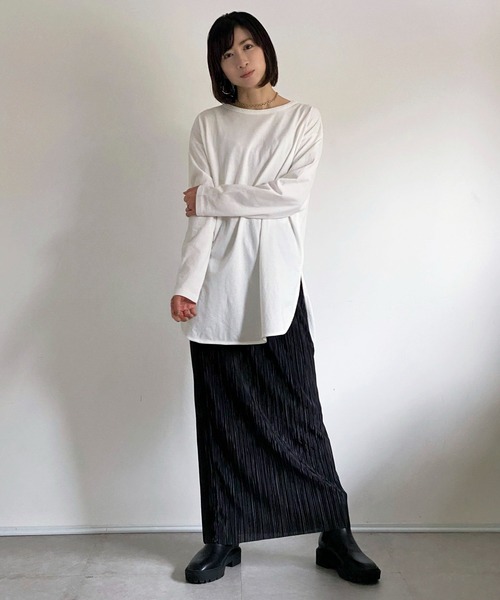 ottilie(オティーリエ)の「ラウンドヘムロングスリーブT(Tシャツ/カットソー・レディース・オフホワイト・FREE)」の12枚目の写真