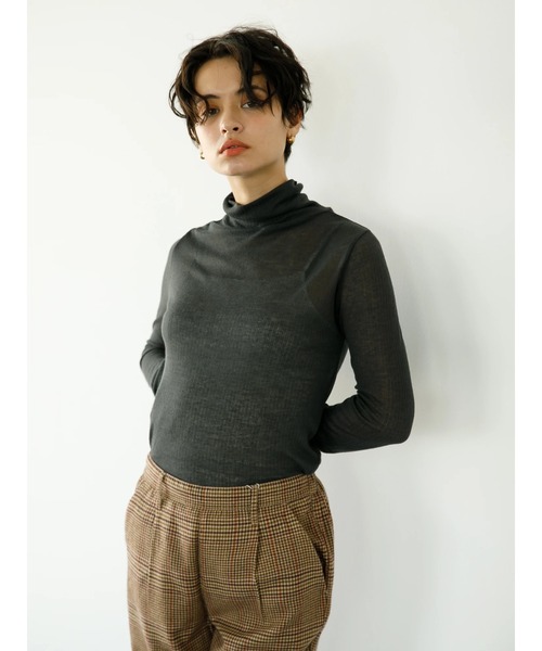 koe（コエ）の「シアーカットリブゆるタートル*（タンクトップ・レディース・ブルー・FREE）」の6枚目の写真