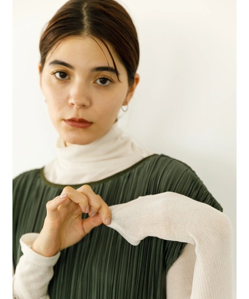 koe（コエ）の「シアーカットリブゆるタートル*（タンクトップ・レディース・ブルー・FREE）」の7枚目の写真