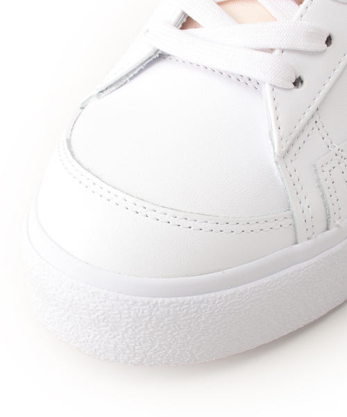 NIKE（ナイキ）の「【NIKE / ナイキ】WMNS BLAZER LOW PLATFORM（スニーカー・メンズ・ホワイト/ベージュ・27cm/28cm/29cm）」の22枚目の写真