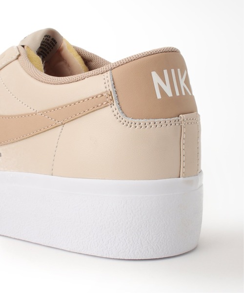 NIKE（ナイキ）の「【NIKE / ナイキ】WMNS BLAZER LOW PLATFORM（スニーカー・メンズ・ホワイト/ベージュ・27cm/28cm/29cm）」の7枚目の写真