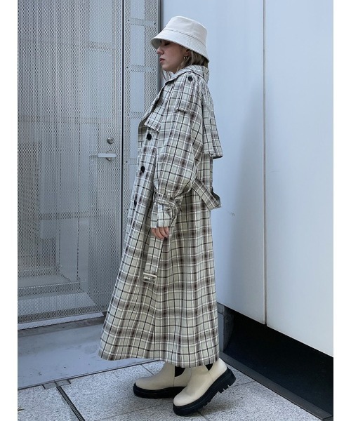 ENVYM（アンビー）の「ルーズトレンチＣＴ（トレンチコート・レディース・チェック/ベージュ/ブラック・FREE）」の22枚目の写真
