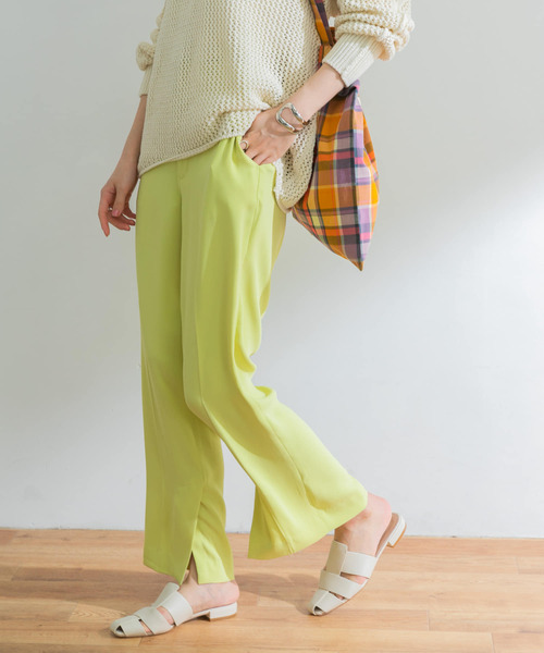 URBAN RESEARCH（アーバンリサーチ）の「サテンストレートパンツ（その他パンツ・レディース・ブラウン系その他/グリーン系その他/ブラック・38/34/36）」の20枚目の写真