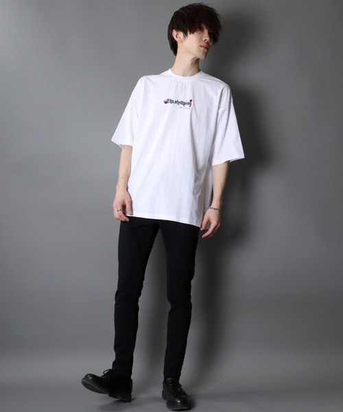 SITRY(シトリー)の「oversize rose embroidery T-shirt/オーバーサイズ 薔薇刺繍 Tシャツ(Tシャツ/カットソー・メンズ・ホワイト/ブラック/ベージュ・M/L)」の8枚目の写真