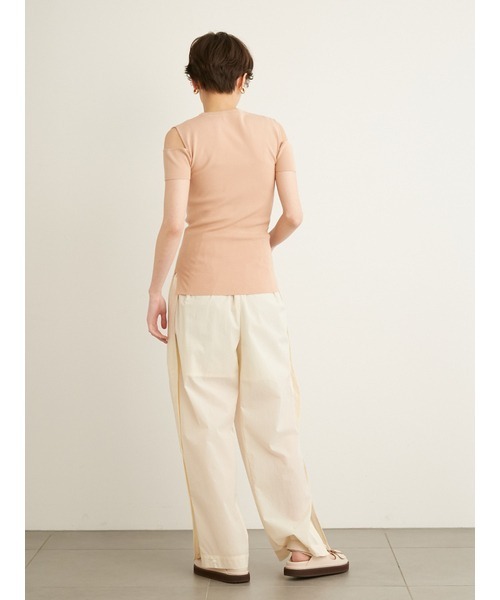 emmi（エミ）の「【emmi atelier】ナイロンシアーロングパンツ（その他パンツ・レディース・ブラック/オフホワイト・FREE）」の4枚目の写真