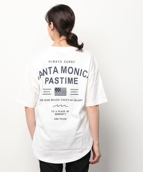 UNDERWRAPS(アンダーラップス)の「UNDERWRAPS アンダーラップス ビッグシルエット ラウンドヘムTシャツ(Tシャツ/カットソー・レディース・ホワイト/チャコール・フリー)」の4枚目の写真