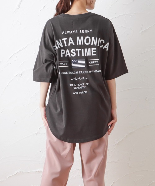 UNDERWRAPS(アンダーラップス)の「UNDERWRAPS アンダーラップス ビッグシルエット ラウンドヘムTシャツ(Tシャツ/カットソー・レディース・ホワイト/チャコール・フリー)」の1枚目の写真