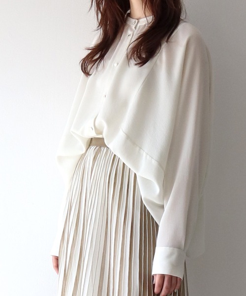 DRESSLAVE(ドレスレイブ)の「triacetate band collar dolman shirt(トリアセテートバンドカラーブラウス)(シャツ/ブラウス・レディース・ホワイト/グレー・38)」の2枚目の写真