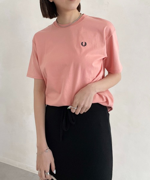 FRED PERRY（フレッドペリー）の「【FRED PERRY/フレッドペリー】高密度WOMENS Tシャツ（Tシャツ/カットソー・レディース・ホワイト/ブラック/イエロー/ピンク・FREE）」の4枚目の写真