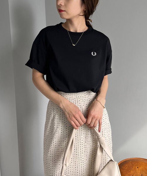 FRED PERRY（フレッドペリー）の「【FRED PERRY/フレッドペリー】高密度WOMENS Tシャツ（Tシャツ/カットソー・レディース・ホワイト/ブラック/イエロー/ピンク・FREE）」の2枚目の写真
