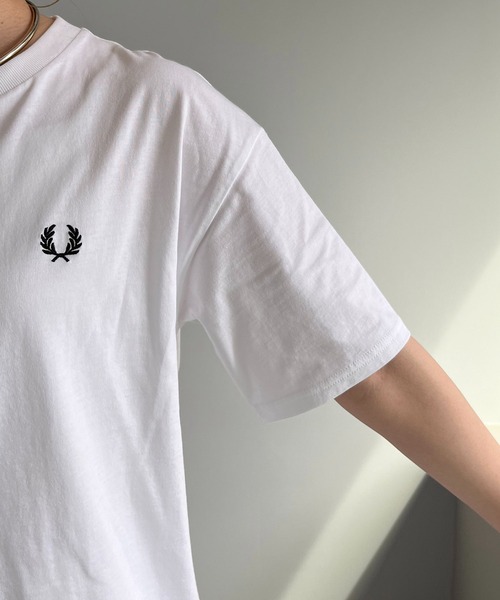 FRED PERRY（フレッドペリー）の「【FRED PERRY/フレッドペリー】高密度WOMENS Tシャツ（Tシャツ/カットソー・レディース・ホワイト/ブラック/イエロー/ピンク・FREE）」の19枚目の写真