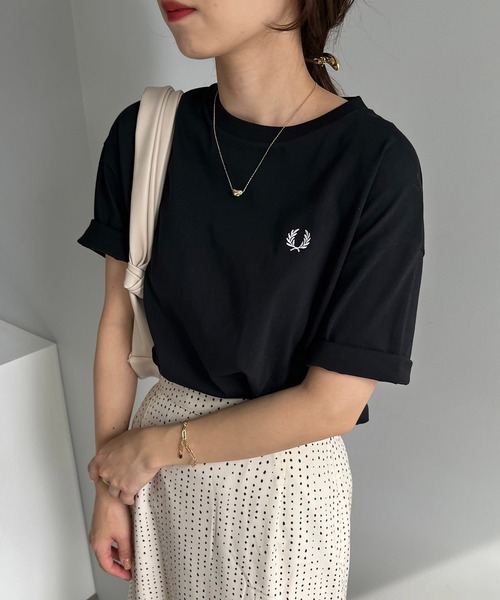 FRED PERRY（フレッドペリー）の「【FRED PERRY/フレッドペリー】高密度WOMENS Tシャツ（Tシャツ/カットソー・レディース・ホワイト/ブラック/イエロー/ピンク・FREE）」の10枚目の写真