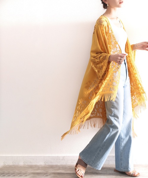 classicalelf(クラシカルエルフ)の「さらりと清涼感。レース素材ポンチョ風トップス(カーディガン/ボレロ・レディース・ホワイト/ブラック/イエロー/ブルー/グレイッシュベージュ・FREE)」の6枚目の写真