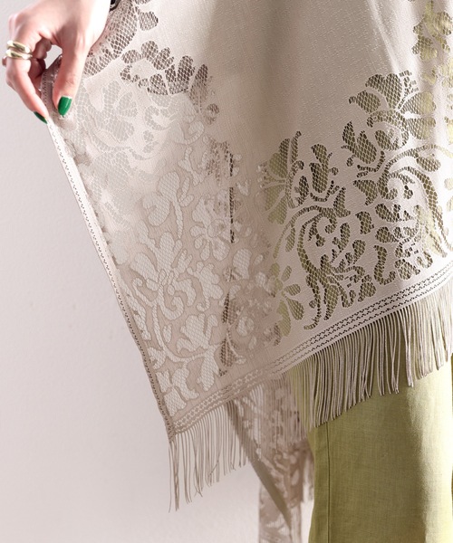 classicalelf(クラシカルエルフ)の「さらりと清涼感。レース素材ポンチョ風トップス(カーディガン/ボレロ・レディース・ホワイト/ブラック/イエロー/ブルー/グレイッシュベージュ・FREE)」の17枚目の写真